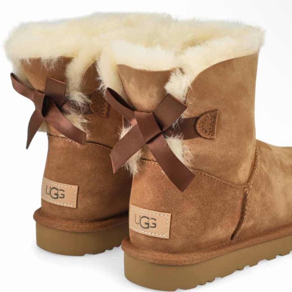 UGG Chestnut MINI BAILEY BOW II